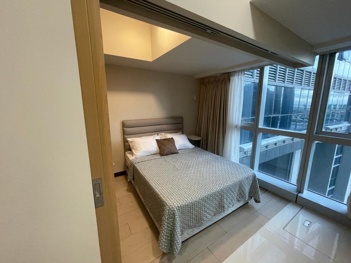 1 Bedroom Condo Uptown Parksuites Bgc, High Floor, Morning Sun Манила Екстериор снимка
