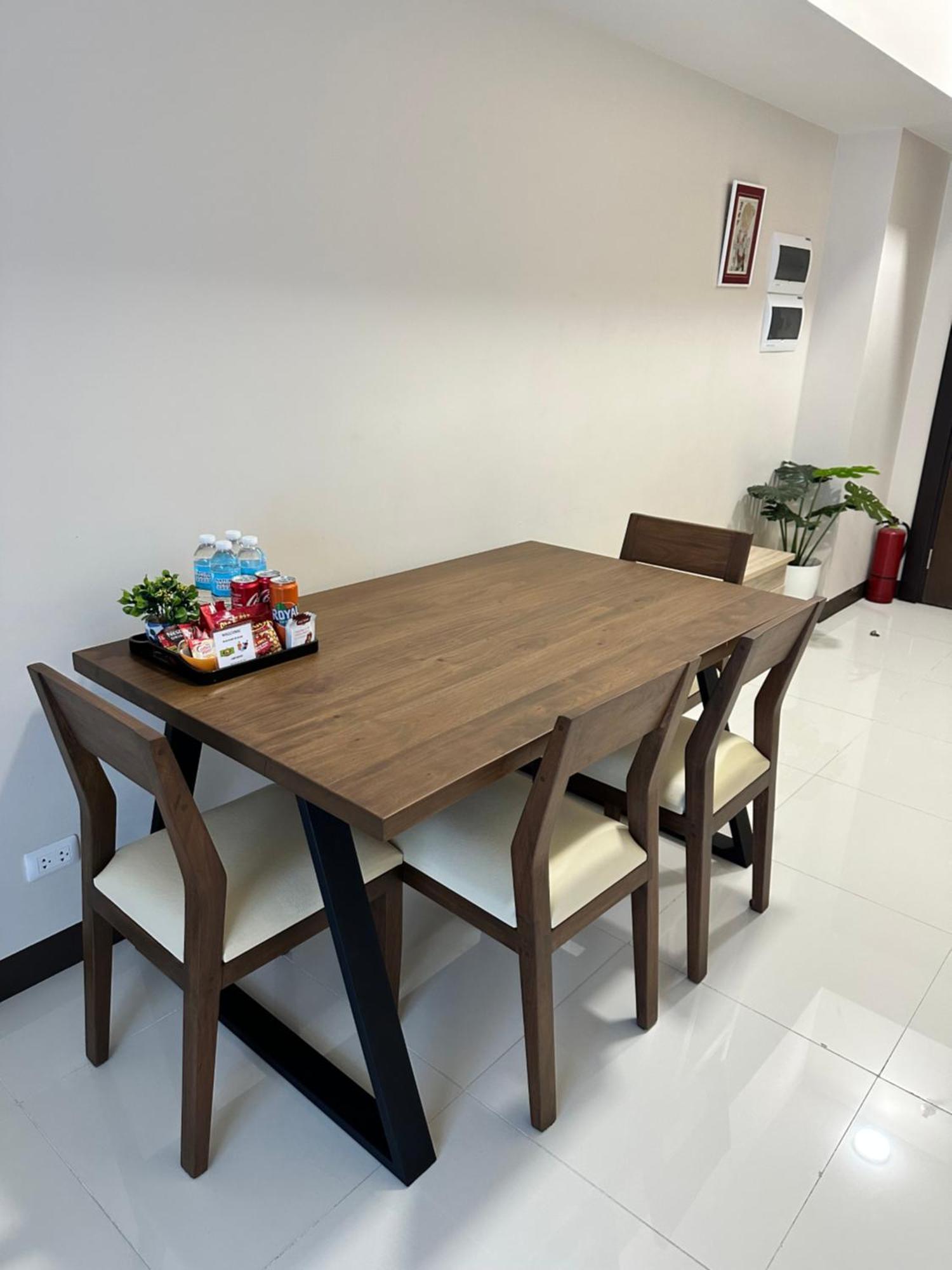 1 Bedroom Condo Uptown Parksuites Bgc, High Floor, Morning Sun Манила Екстериор снимка